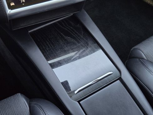 Used 2017 Tesla Model X 75D image 22