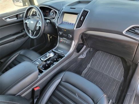 Certified 2020 Ford Edge SEL w/ Convenience Package image 25
