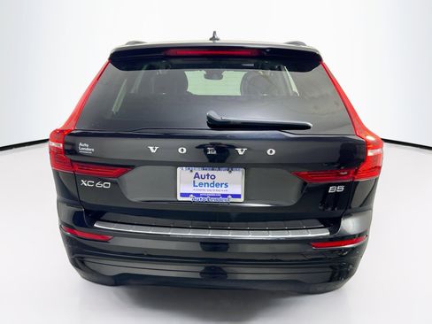 Used 2023 Volvo XC60 B5 Core w/ Protection Package Premier image 6