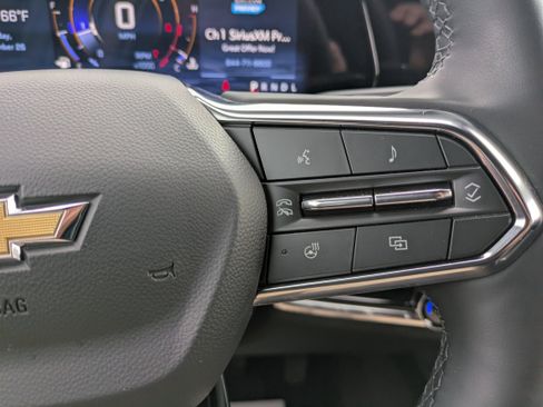 Used 2025 Chevrolet Equinox LT w/ Convenience Package II image 15