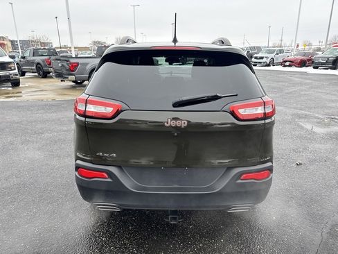 Used 2016 Jeep Cherokee 75th Anniversary image 8
