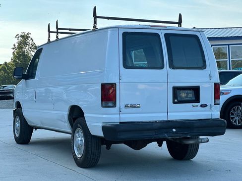 Used 2010 Ford E-350 and Econoline 350 Super Duty RWD image 5