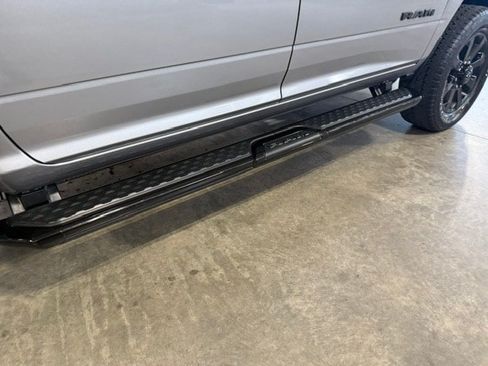 Certified 2024 RAM 2500 Big Horn w/ Night Edition AWD/4WD image 7