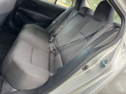 Used 2025 Toyota Corolla LE FWD image 37