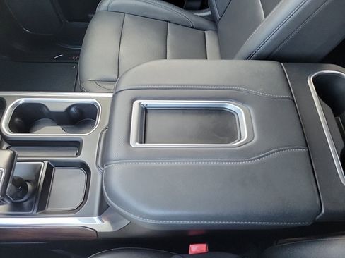 Used 2022 GMC Sierra 1500 SLT w/ SLT Convenience Package image 25