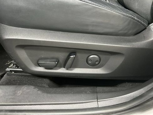 Used 2023 Mitsubishi Outlander SE AWD/4WD image 10