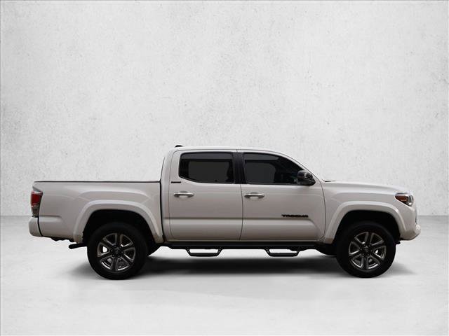 Used 2017 Toyota Tacoma Limited w/ Tow Package AWD/4WD image 5