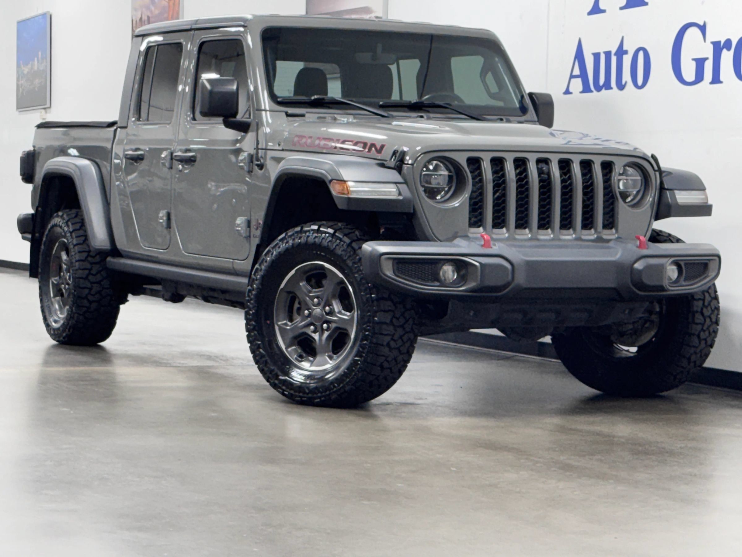 Used 2020 Jeep Gladiator Rubicon w/ Uconnect 4C Nav & Sound Group AWD/4WD image 1