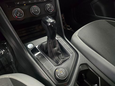 Used 2022 Volkswagen Taos S image 16