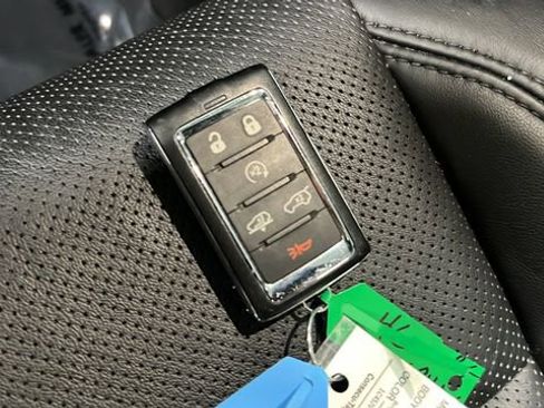 Used 2023 Jeep Wagoneer Series III w/ Premium Group I image 21