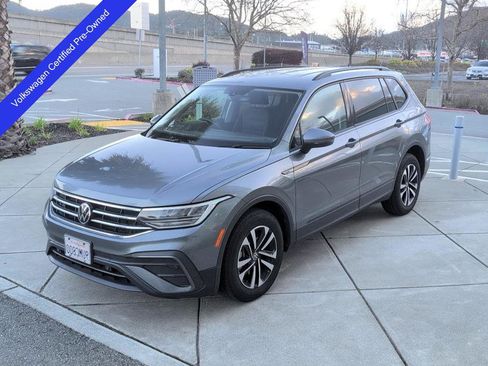 Used 2023 Volkswagen Tiguan S image 1