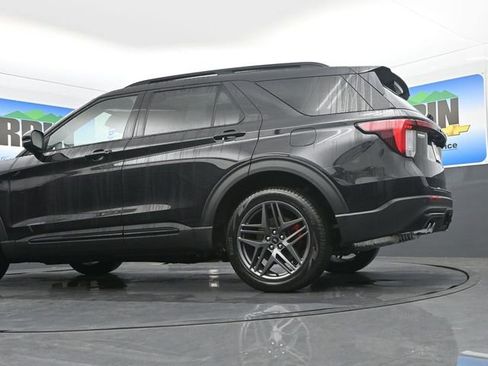 New 2026 Ford Explorer ST w/ Sun And Sound Package image 22