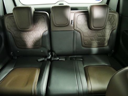 New 2025 Nissan Armada Platinum AWD/4WD image 20