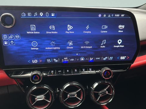 Used 2025 Chevrolet Blazer EV RS AWD/4WD image 19