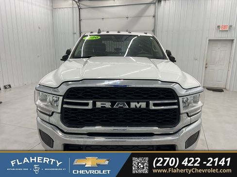 Used 2020 RAM 3500 Tradesman w/ Chrome Appearance Group image 7