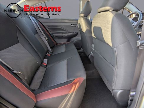 New 2025 Nissan Versa SR w/ Trunk Package image 22