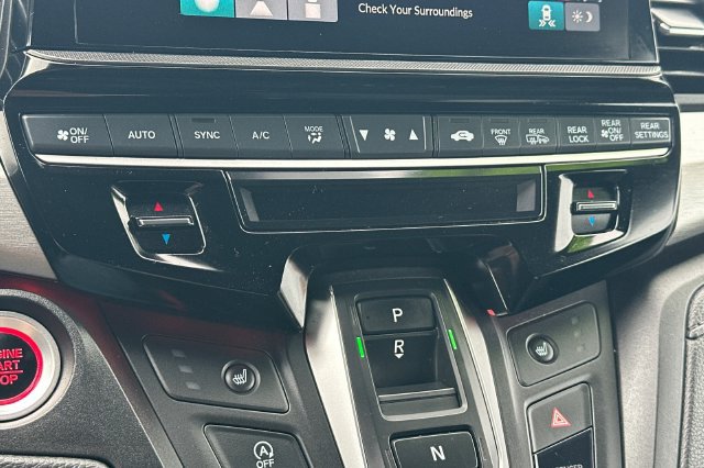Used 2025 Honda Odyssey Sport-L image 24