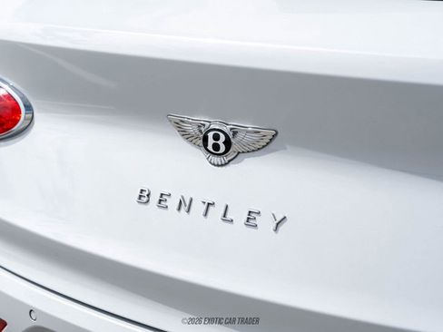 Used 2022 Bentley Bentayga image 48