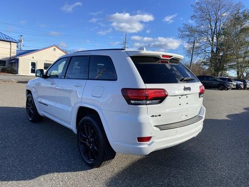 Certified 2021 Jeep Grand Cherokee Laredo X image 7