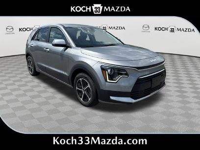 Used 2023 Kia Niro LX