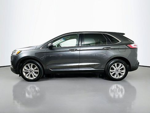 Used 2019 Ford Edge Titanium w/ Cold Weather Package AWD/4WD image 4