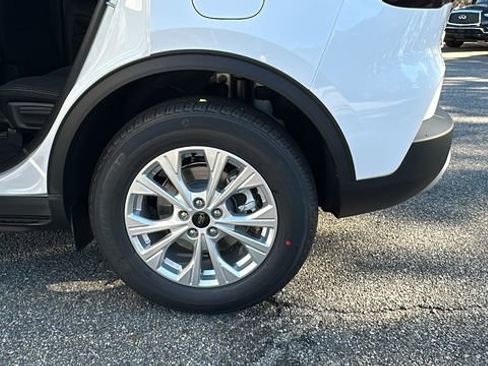 New 2026 Ford Escape Active image 19