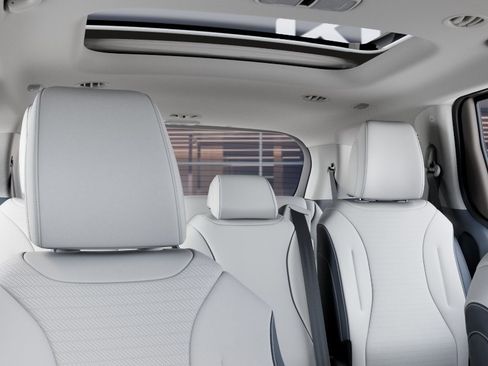 New 2026 Kia Carnival SX Prestige FWD image 27