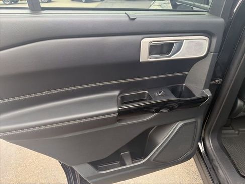 Used 2022 Ford Explorer ST w/ Equipment Group 401A image 15