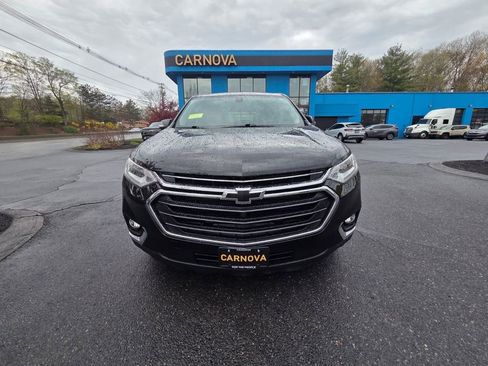 Used 2019 Chevrolet Traverse LT w/ LPO, Floor Liner Package AWD/4WD image 2