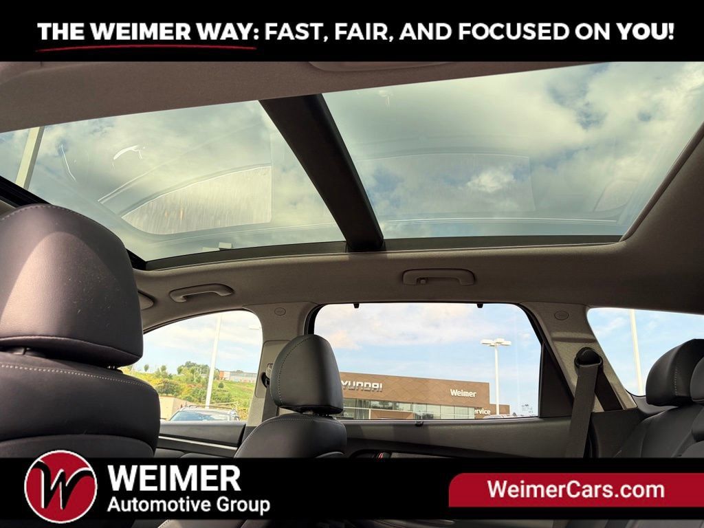 Used 2021 Hyundai Santa Fe Limited AWD/4WD image 21
