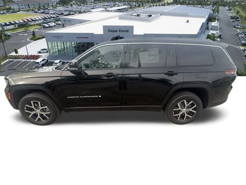 New 2025 Jeep Grand Cherokee L Limited image 11