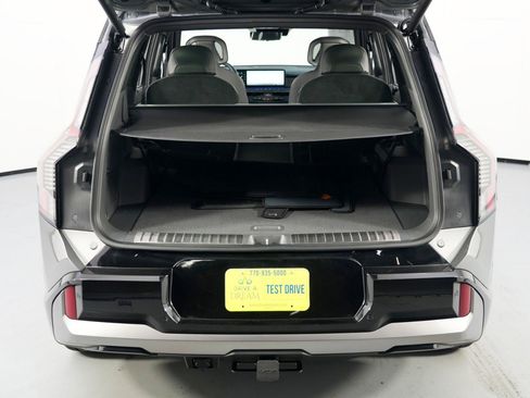 Used 2024 Kia EV9 GT-Line image 10