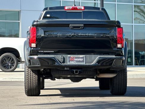 Used 2023 Chevrolet Colorado Trail Boss AWD/4WD image 5
