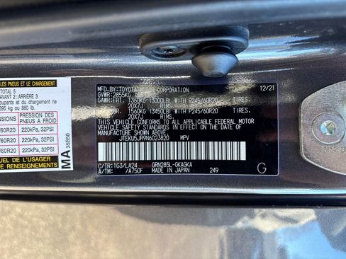 Used 2022 Toyota 4Runner Limited image 25