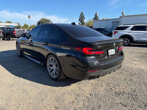Used 2023 BMW M550i xDrive AWD/4WD image 3