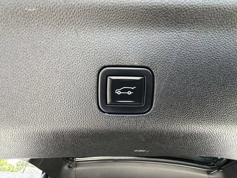 Certified 2022 Chevrolet Tahoe RST w/ Luxury Package AWD/4WD image 25