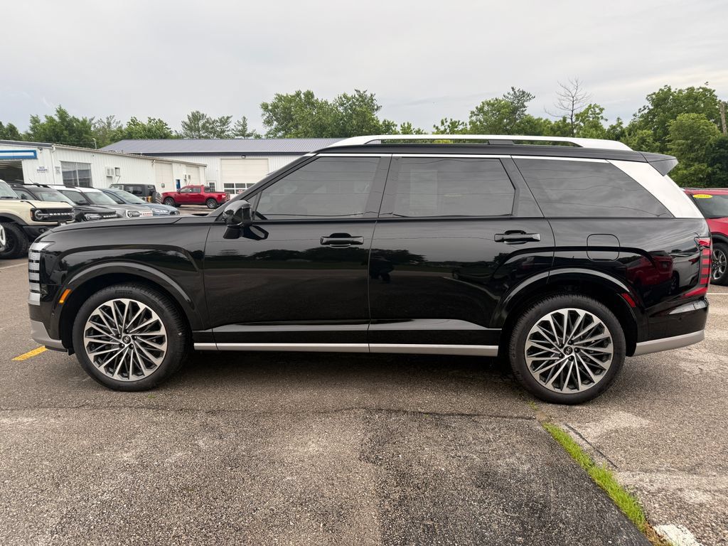 Used 2026 Hyundai Palisade Calligraphy AWD/4WD image 8