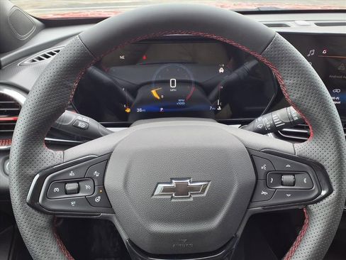 New 2026 Chevrolet Trax RS image 19