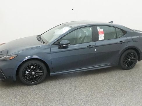 New 2026 Toyota Camry SE image 35