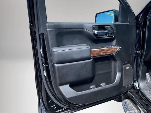Used 2022 Chevrolet Silverado 1500 High Country AWD/4WD image 21