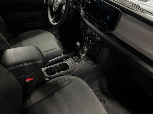 Used 2025 Jeep Wrangler Unlimited Sport S 4xe AWD/4WD image 15