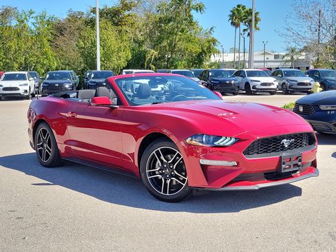 Used 2022 Ford Mustang Convertible w/ Equipment Group 101A image 1