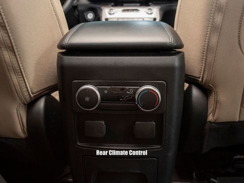 Used 2021 Ford Explorer Base w/ Class III Trailer Tow Package image 18