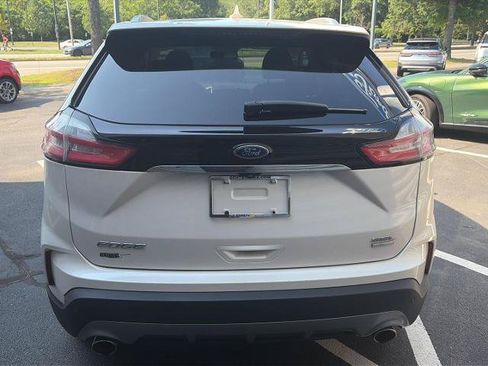 Certified 2019 Ford Edge SEL w/ Equipment Group 201A AWD/4WD image 4
