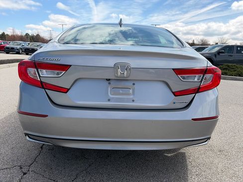 Used 2019 Honda Accord EX image 6
