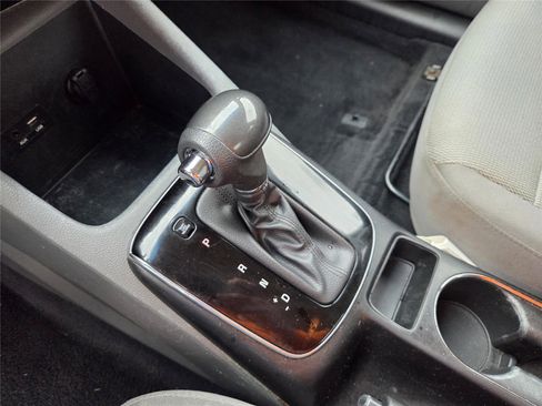 Used 2018 Kia Forte LX w/ LX Rear Camera Package image 18