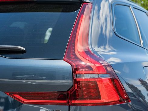 New 2027 Volvo XC60 B5 Ultra AWD/4WD image 7