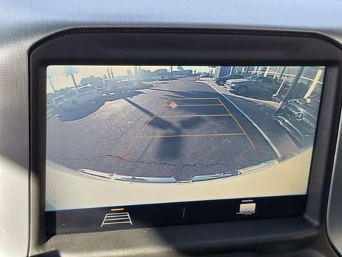 Used 2021 GMC Sierra 1500 Elevation image 18