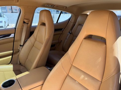Used 2012 Porsche Panamera image 14