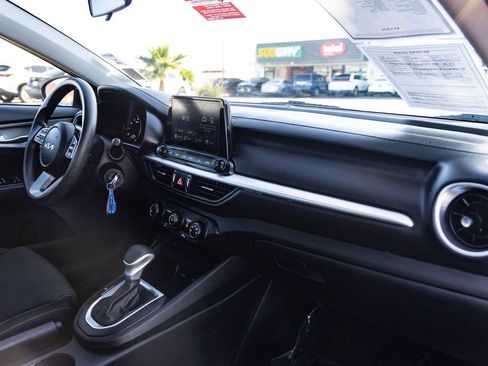 Used 2023 Kia Forte LXS FWD image 27